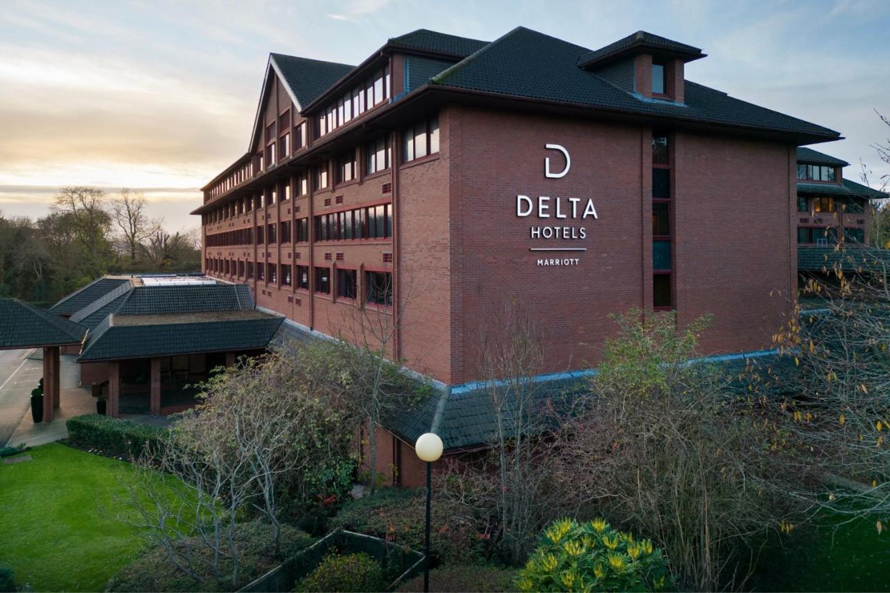 Delta Hotels By Marriott Swindon Exterior foto