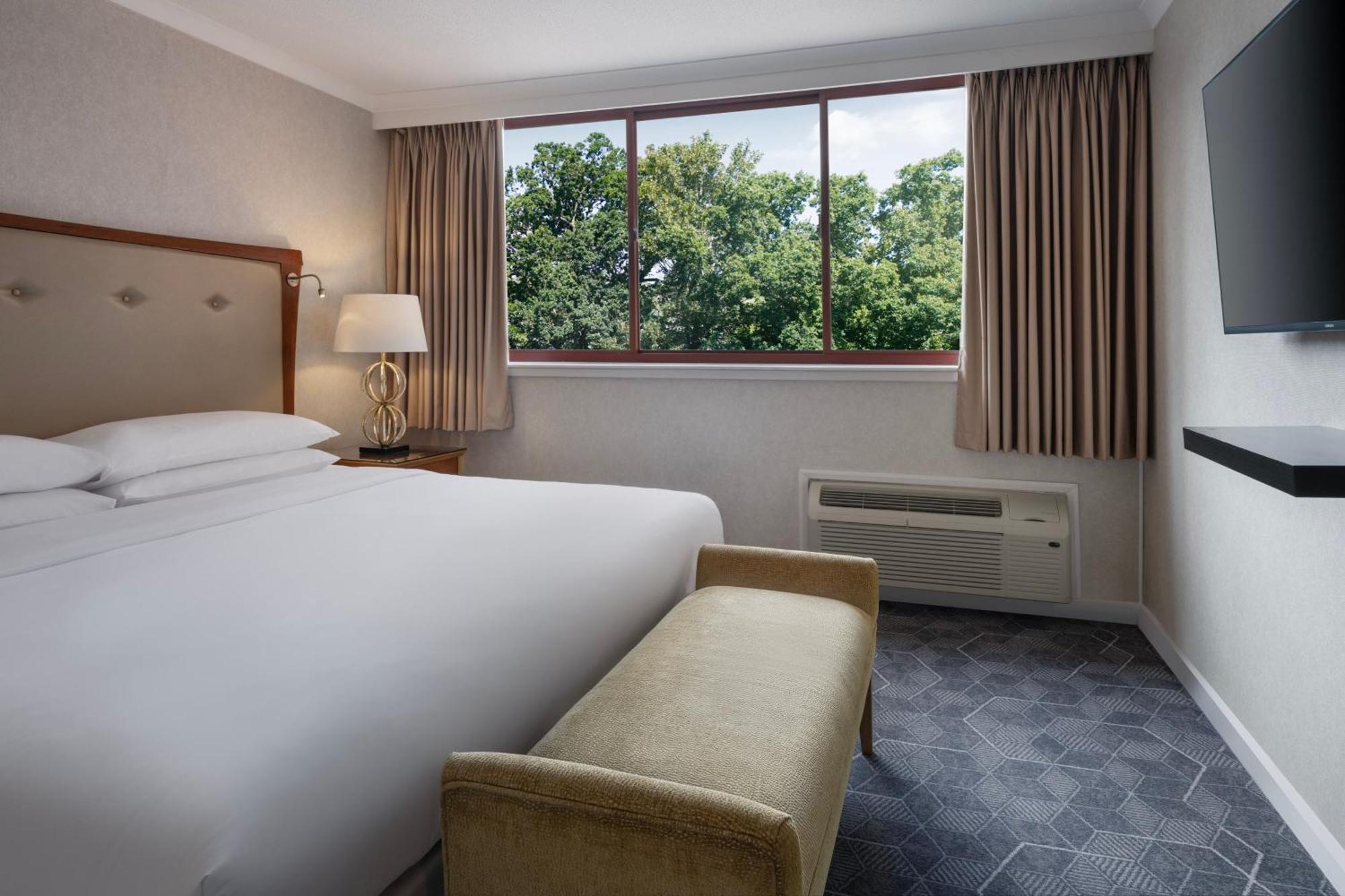Delta Hotels By Marriott Swindon Exterior foto