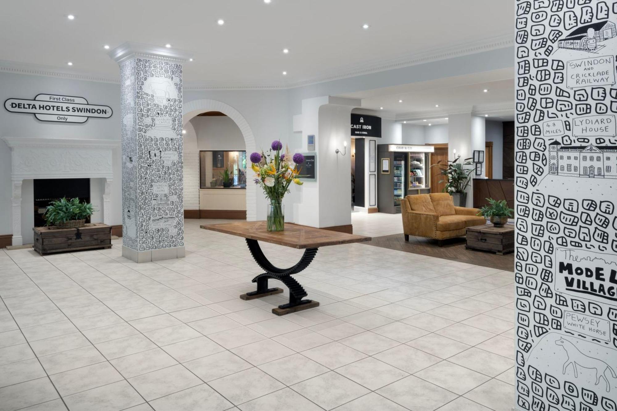 Delta Hotels By Marriott Swindon Exterior foto