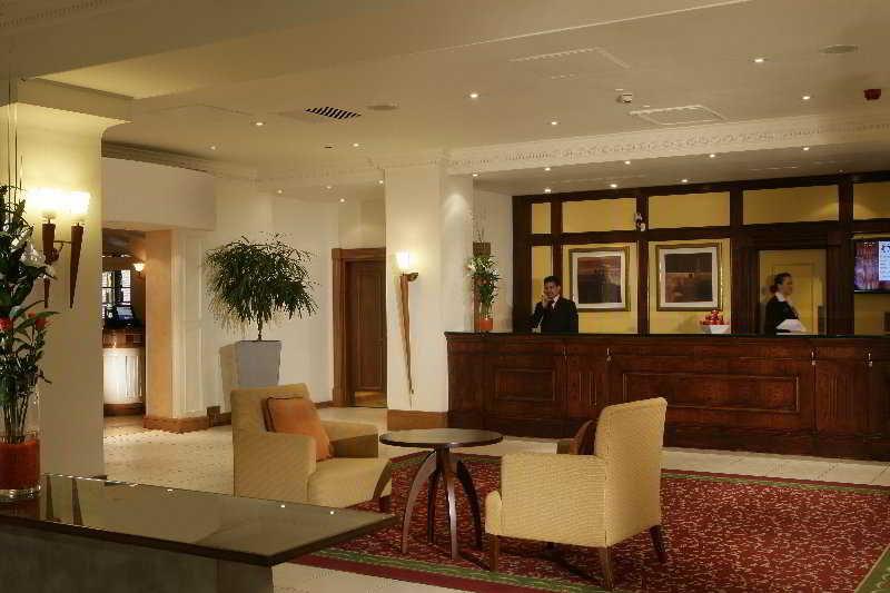 Delta Hotels By Marriott Swindon Interior foto